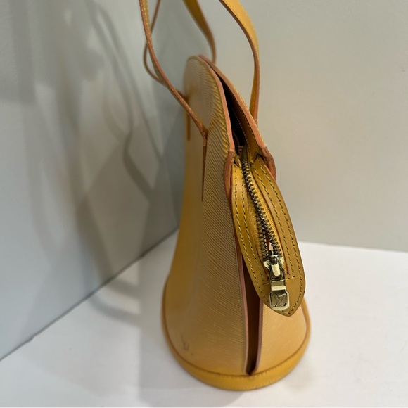 100% AUTHENTIC LOUIS VUITTON Saint Jacques GM - Picture 9 of 15